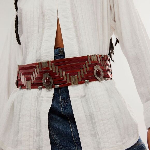 Free People Bonita Leather Wrap Belt in Artemis - Picture 2 of 7